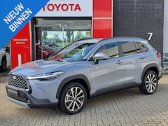 Toyota Corolla Cross - HYBRID 140 STYLE STUUR/STOELVERWARMING EL-ACHTERKLEP 18"LM-VELGEN PRIVACY-GLASS