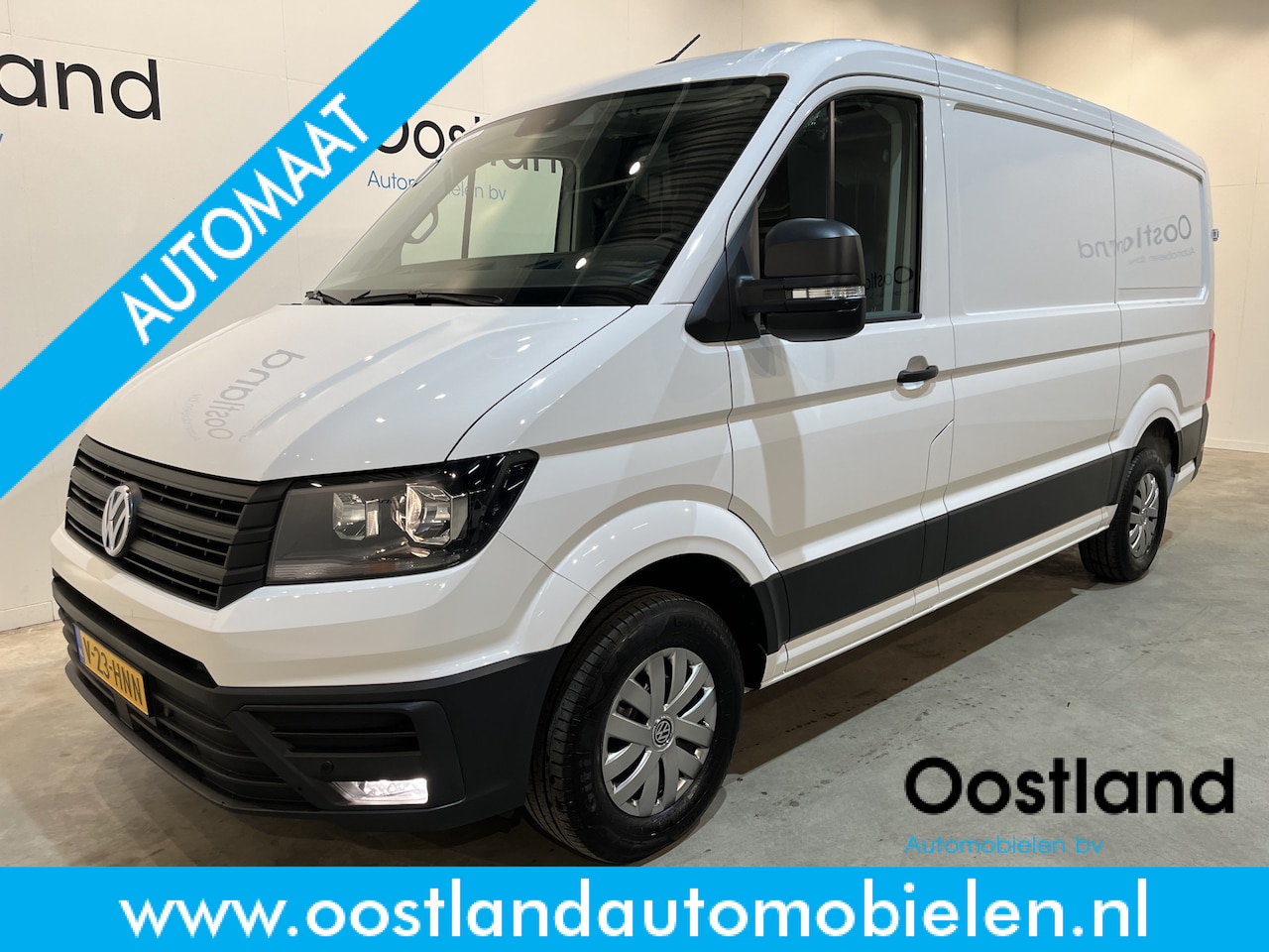 Volkswagen Crafter - 2.0 TDI L3H2 140 PK Automaat / Euro 6 / Airco / Cruise Control / Camera / CarPlay / 3-Zits - AutoWereld.nl