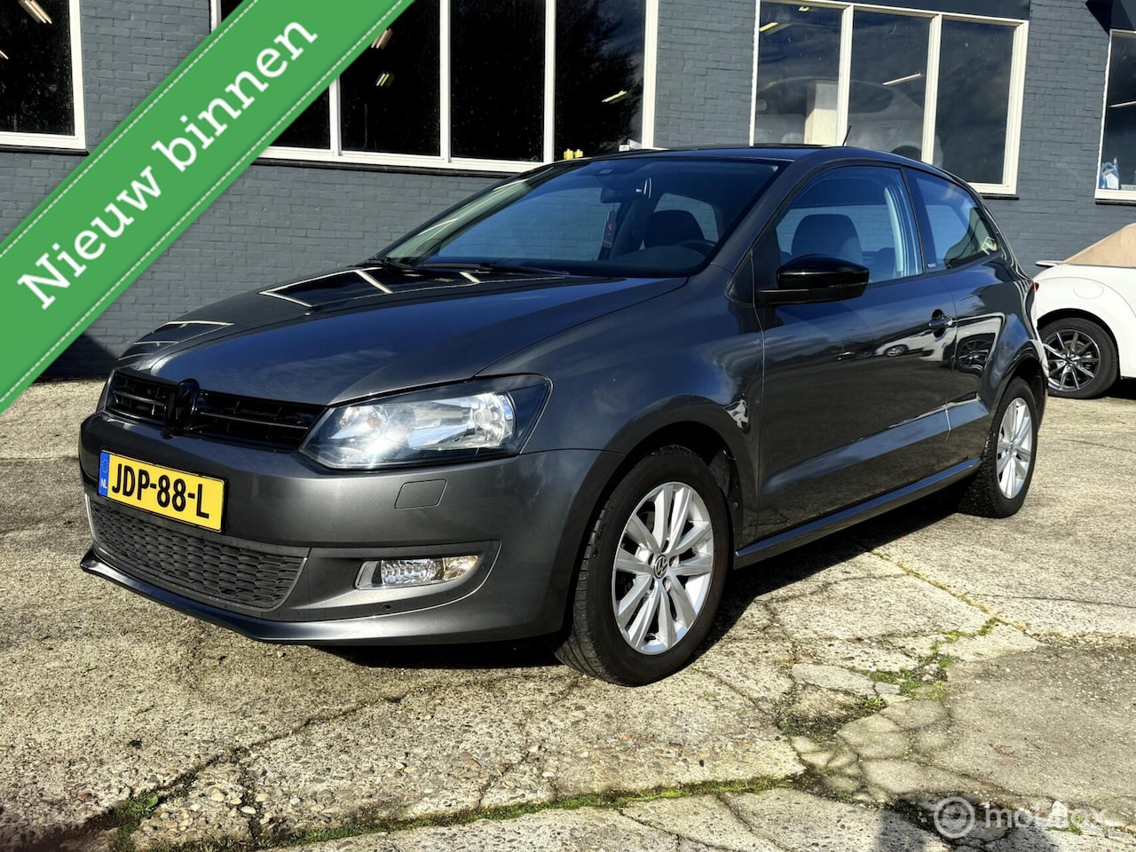 Volkswagen Polo - 1.2 TSI STYLE DSG-AUTOMAAT - CRUISE CONTROL - CLIMATE CONTROL - APPLE CARPLAY - STUURBEDIE - AutoWereld.nl