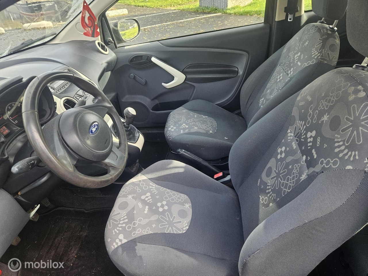 Ford Ka - 1.2 Comfort radio/cd lange apk cv !!!!