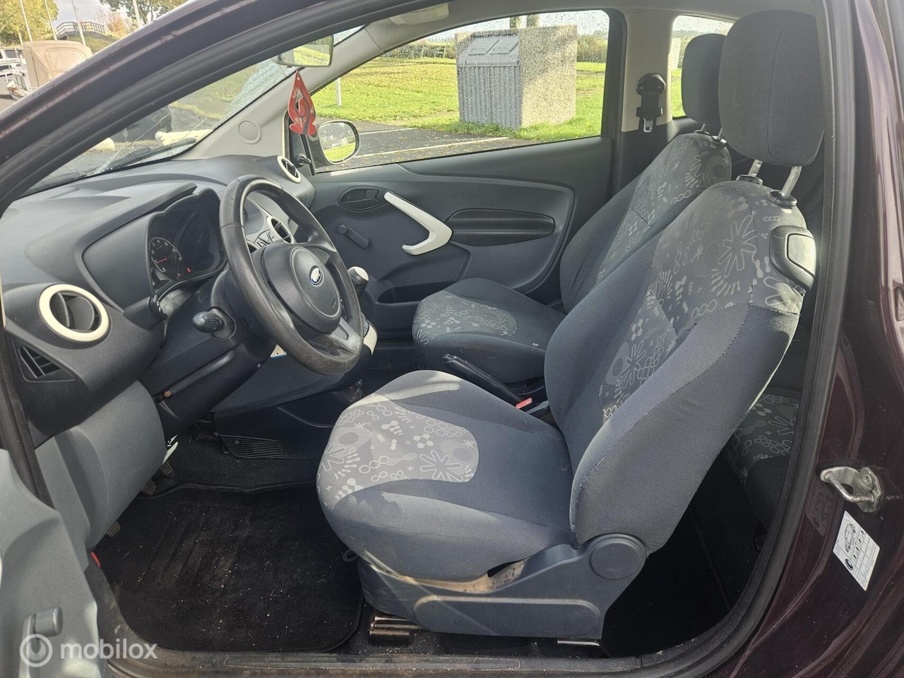 Ford Ka - 1.2 Comfort radio/cd lange apk cv !!!!