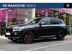 BMW X3 - 30e xDrive M Sport Automaat / Panoramadak / Trekhaak / Sportstoelen / Laserlight / Comfort