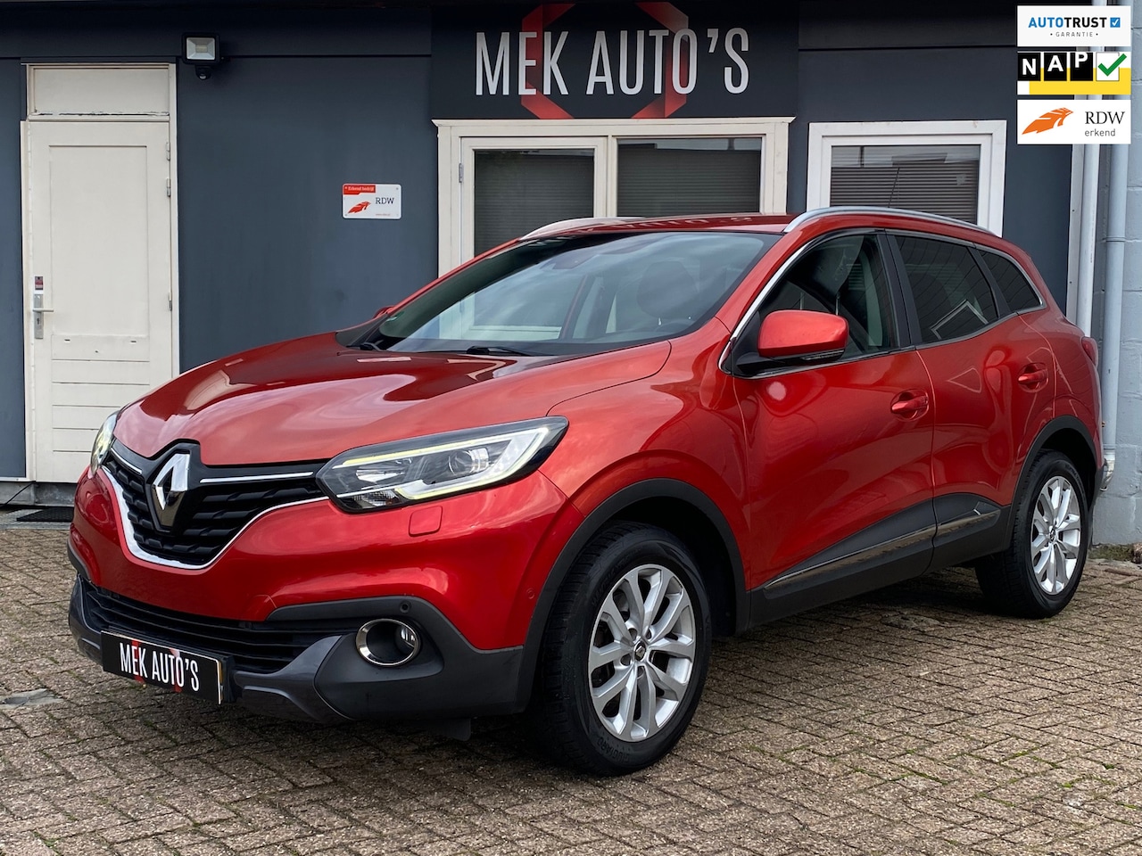 Renault Kadjar - 1.2 TCe Intens|2e eigenaar|Navi|Climate|Lane| - AutoWereld.nl