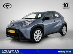 Toyota Aygo X - 1.0 VVT-i MT Play | Airco | Parkeercamera | NL-Auto | Dealeronderhouden | Metaallak |