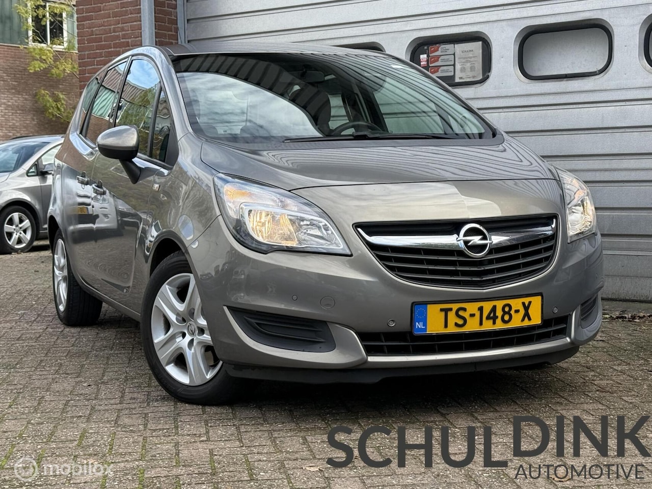Opel Meriva - 1.4 Turbo Cosmo AUTOMAAT|TREKHAAK|PARKEERSENSOREN - AutoWereld.nl