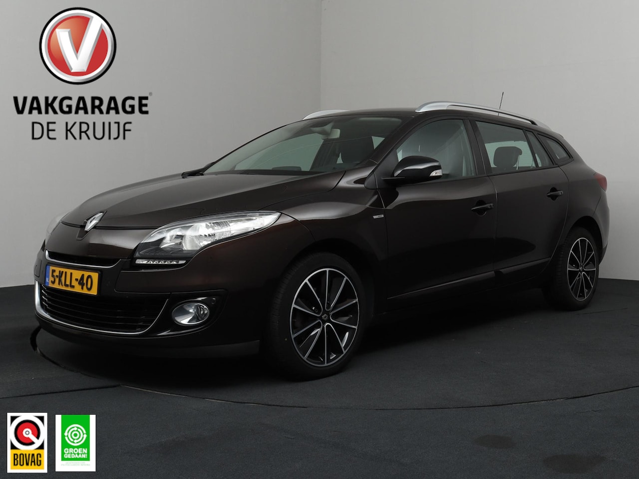 Renault Mégane Estate - 1.2 TCe Bose | Navigatie | Achteruitrijcamera | 17" LMV! - AutoWereld.nl