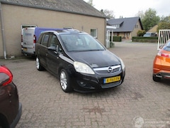 Opel Zafira - 1.8 Essentis 6P PANO
