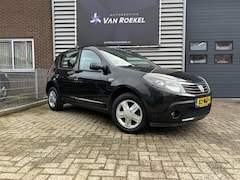 Dacia Sandero - 1.2 Blackline 5 deurs Airco, nieuwe apk, distributieriem is vervangen