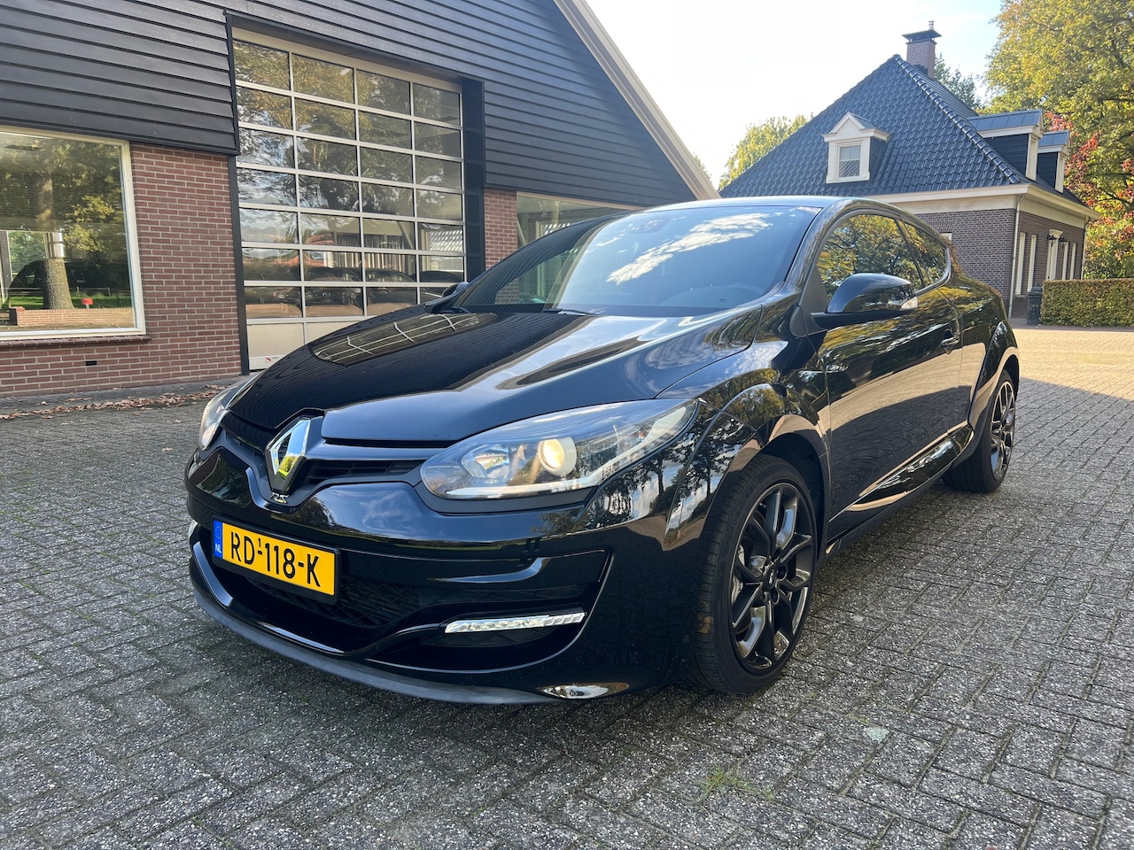 Renault Mégane Coupé - 2.0 Turbo Renault Sport 265 - AutoWereld.nl