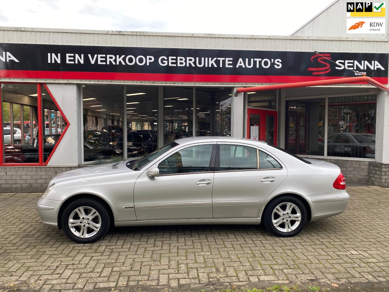 Mercedes-Benz E-klasse - 240 V6 Automaat - Elegance - Inr Mog ! - AutoWereld.nl