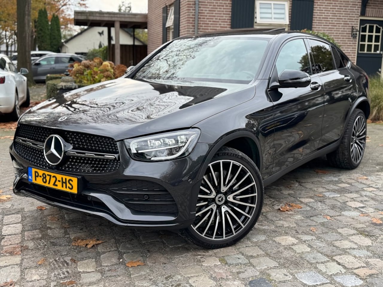 Mercedes-Benz GLC-klasse - 300 e 4MATIC Business Sol AMG ecc,leer,schuifdak,led,lmv,navi - AutoWereld.nl