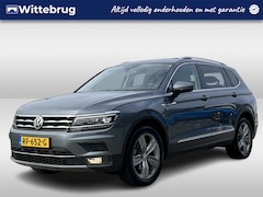 Volkswagen Tiguan Allspace - 1.4 TSI Highline 7p. / Digitaal dashboard / Panoramadak / App connect / Dodehoek / Zwenkba
