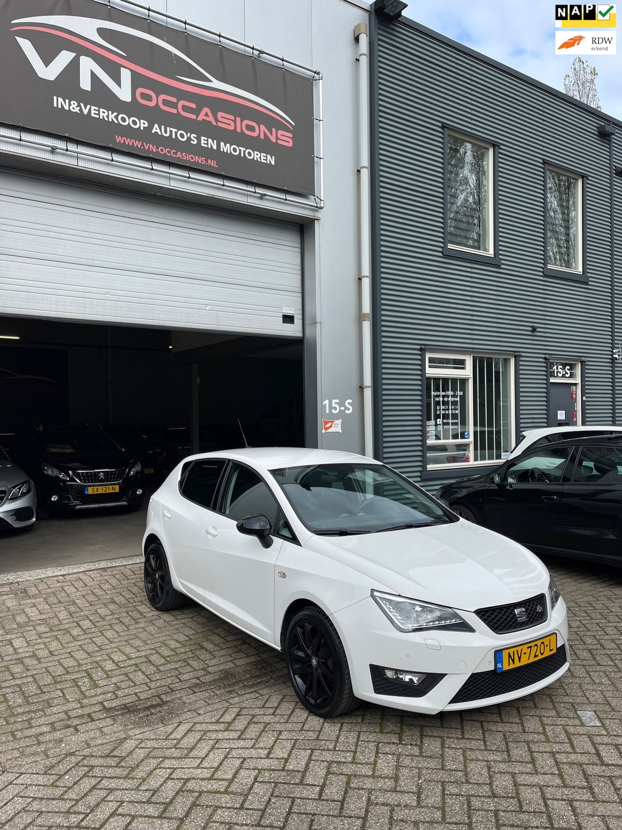 SEAT Ibiza - 1.0 EcoTSI FR Connect FACELIFT EERSTE EIG NAP LED XENON - AutoWereld.nl