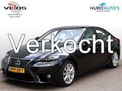 Lexus IS - 300h Luxury Line | Mark Levinson | Stoelventilatie | Full LED