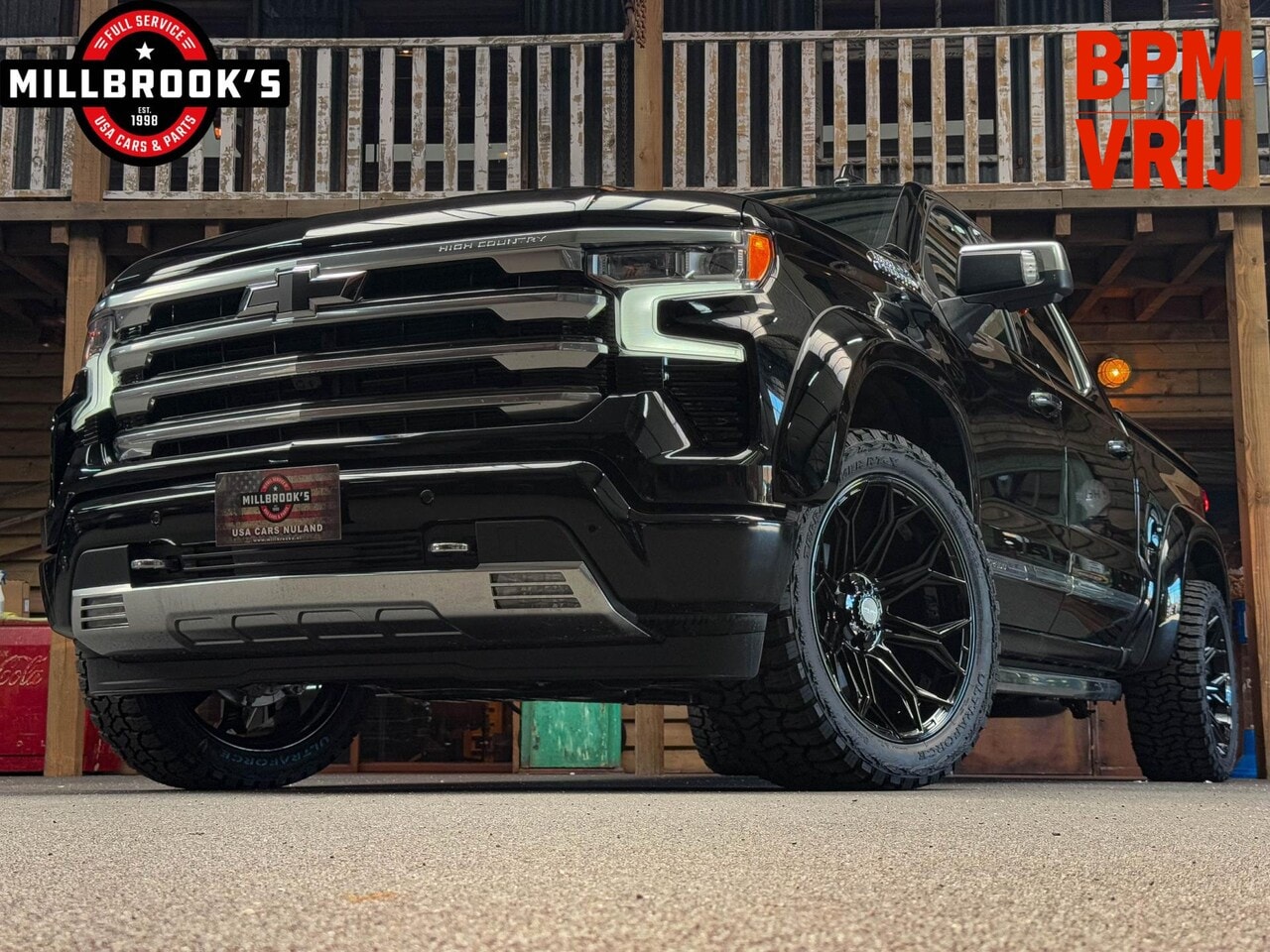 Chevrolet Silverado - USA High Country 6.2 V8 420 PK uit voorraad leverbaar BPM VRIJ - AutoWereld.nl