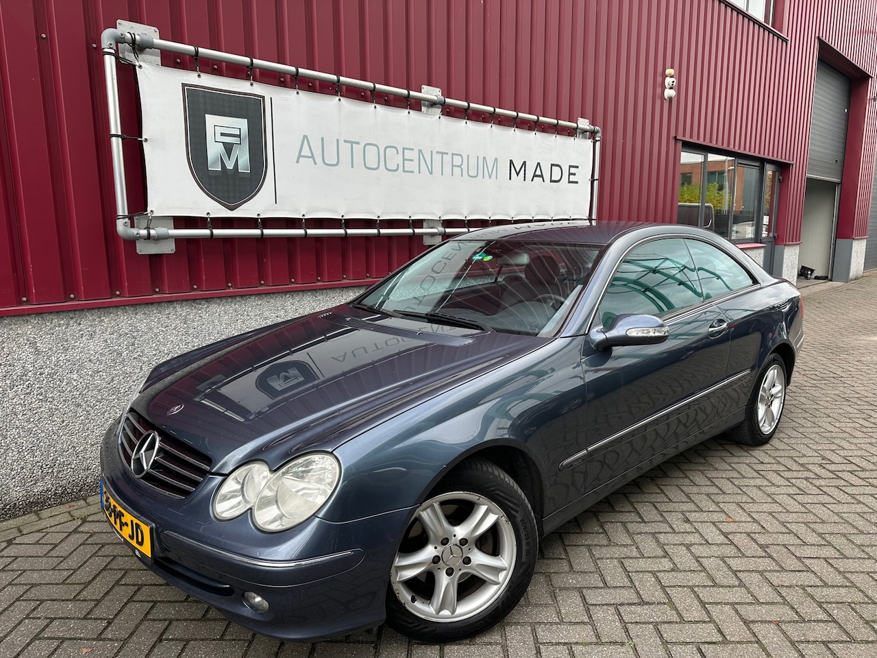 Mercedes-Benz CLK-klasse Coupé - 200 K. Avantgarde // Automaat // Navi // Clima // PDC // Trekhaak - AutoWereld.nl