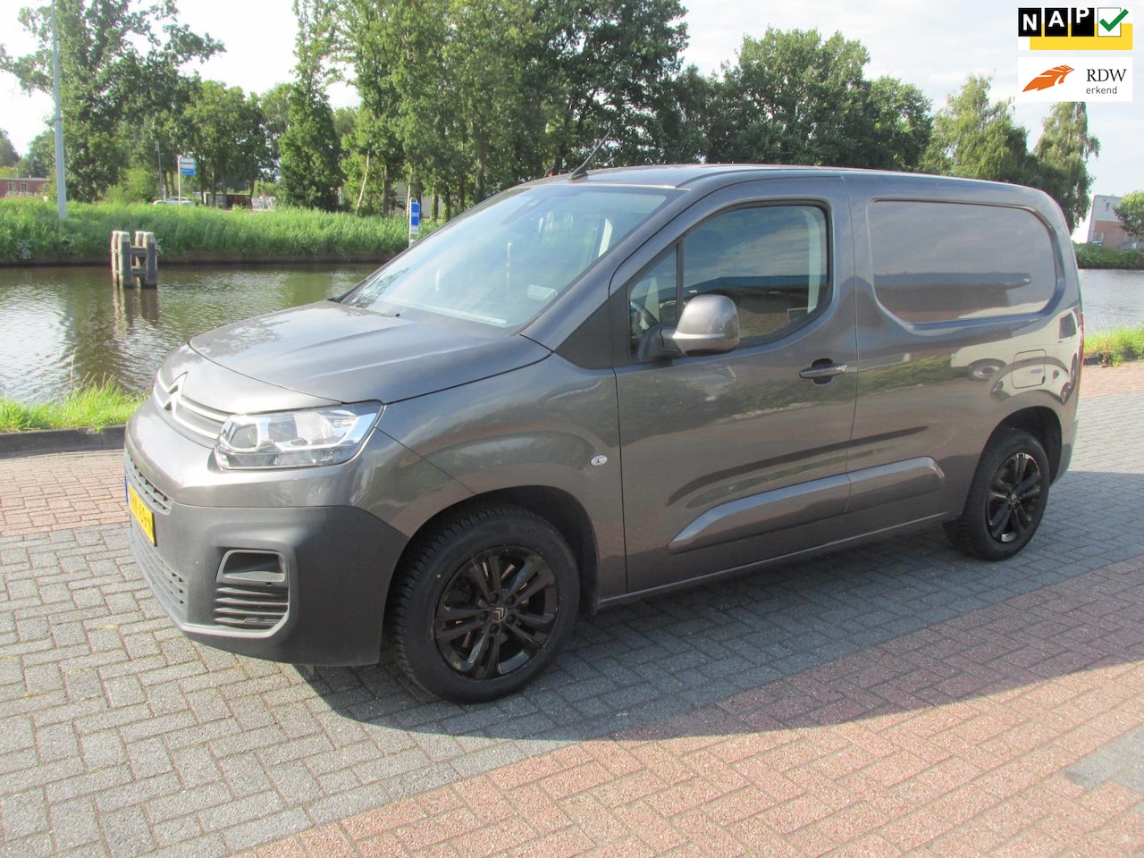 Citroën Berlingo - 1.5 HDI automaat - AutoWereld.nl