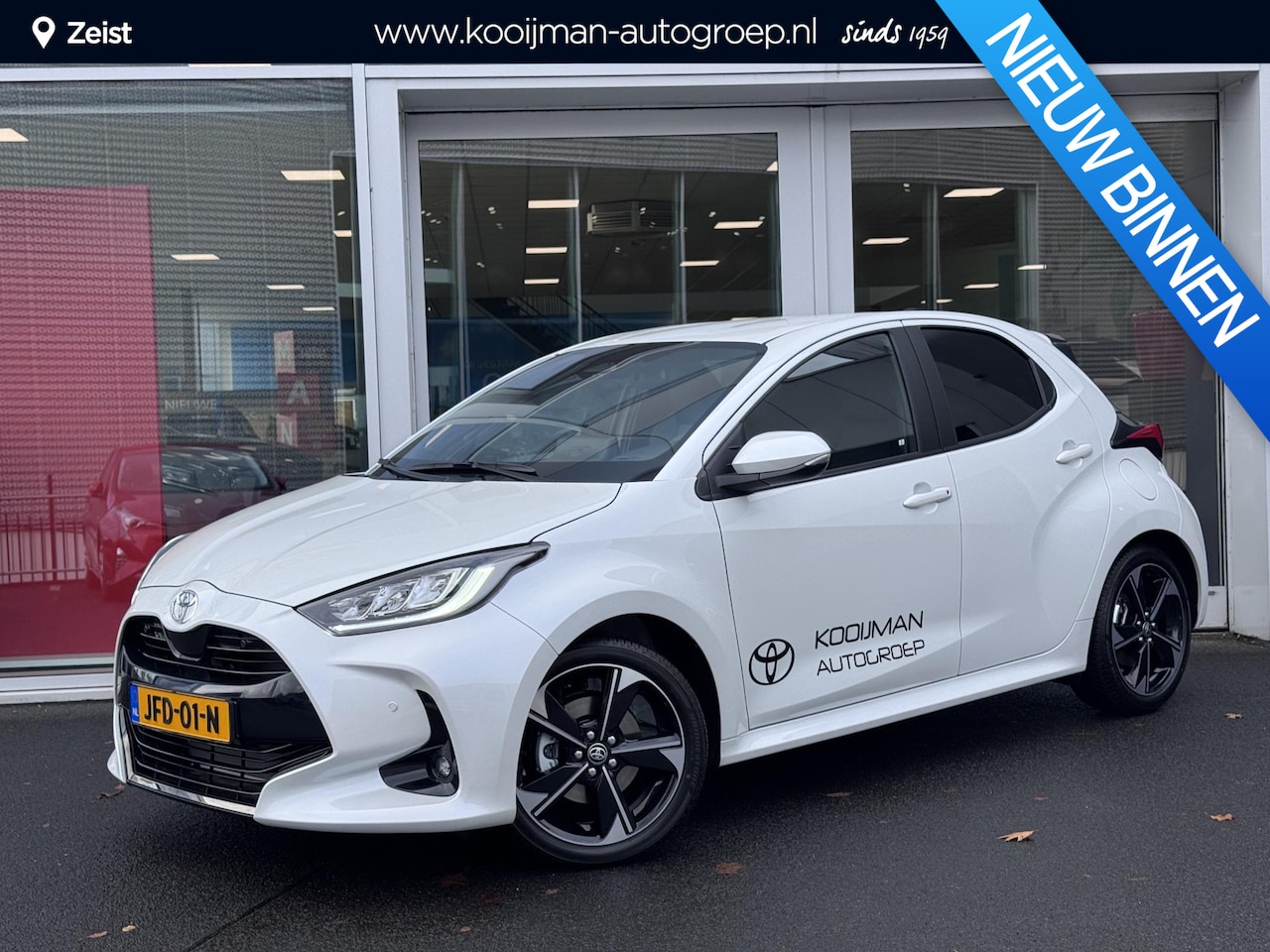 Toyota Yaris - 1.5 Hybrid 130 Executive | DEMO | Parelmoer wit | PDC | Stoel & stuurverwarming - AutoWereld.nl