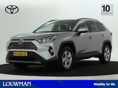 Toyota RAV4 - 2.5 Hybrid AWD Active | 1650KG | Lederen bekleding | Winterpakket | Parkeersensor voor en