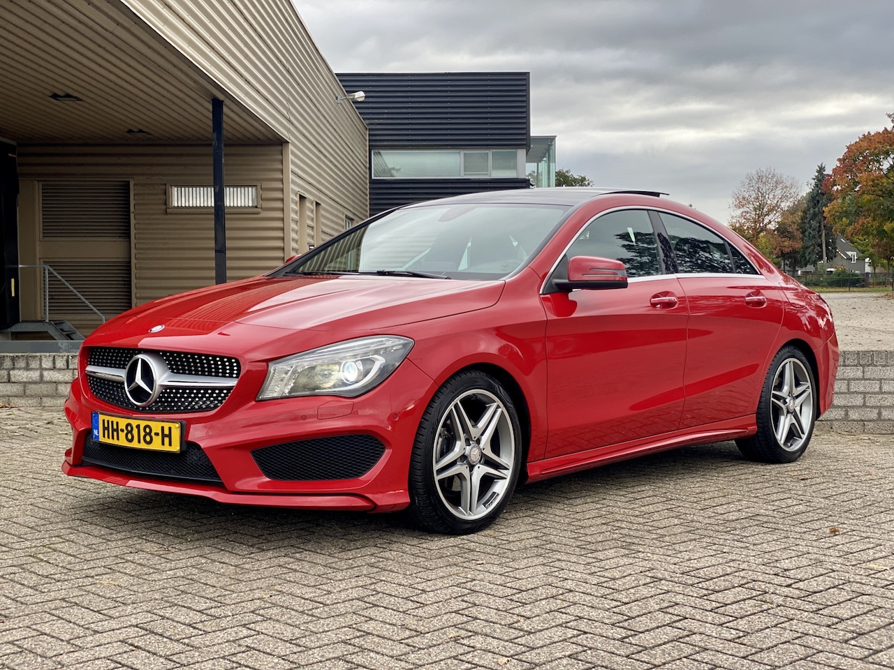 Mercedes-Benz CLA-Klasse - 200 Ambition Automaat AMG 157pk [ Panodak,Keyless,Apple cp,18``lmv ] - AutoWereld.nl