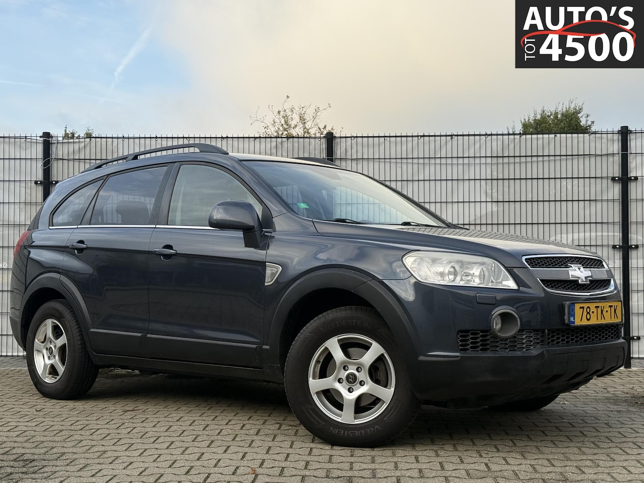 Chevrolet Captiva - 2.4i Class 7 persoons! Trekhaak! - AutoWereld.nl