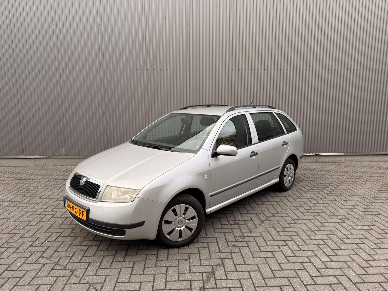 Skoda Fabia Combi - 1.4-16V Choice Airco|PDC|Net grote beurt gehad - AutoWereld.nl