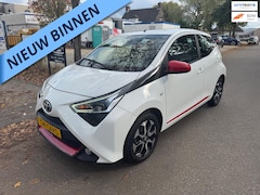 Toyota Aygo - 1.0 VVT-i x-play Sport carplay-airco-camera