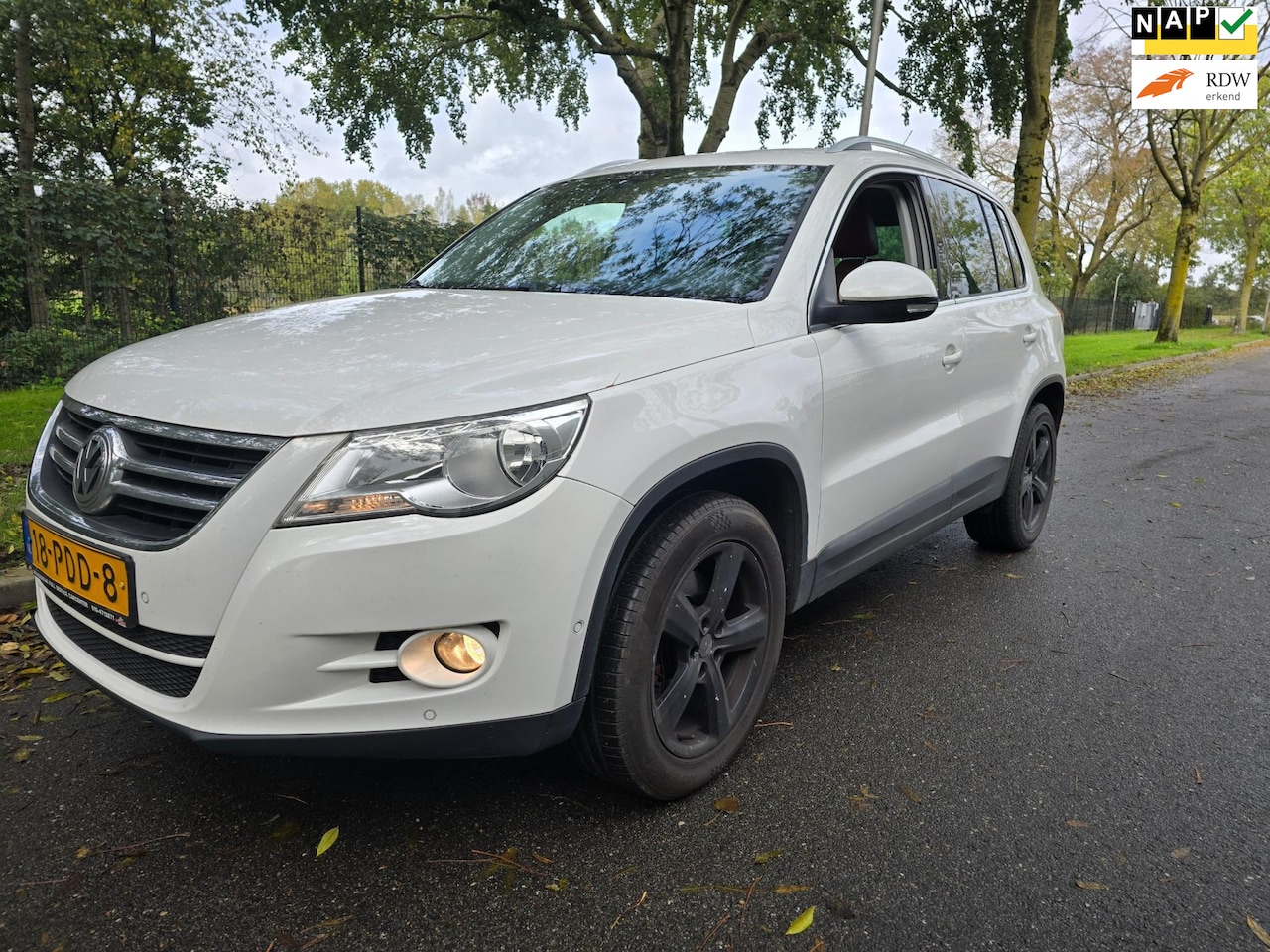 Volkswagen Tiguan - 1.4 TSI Sport&Style panodak leer lees tekst!!!! - AutoWereld.nl