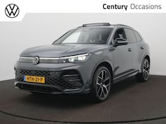 Volkswagen Tiguan - 1.5 eHybrid R-Line Edition Panoramadak - Trekhaak - Navigatie - Camera
