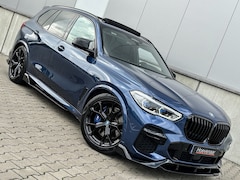 BMW X5 - XDrive45e M-Sport M-seats Laser DVD Kristal Lucht Pano 22Inch Carbon Full