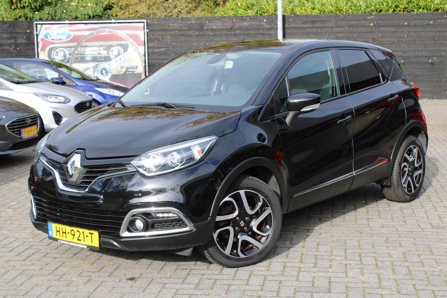 Renault Captur - 1.2 TCe 120pk Automaat Dynamique, Trekhaak - AutoWereld.nl