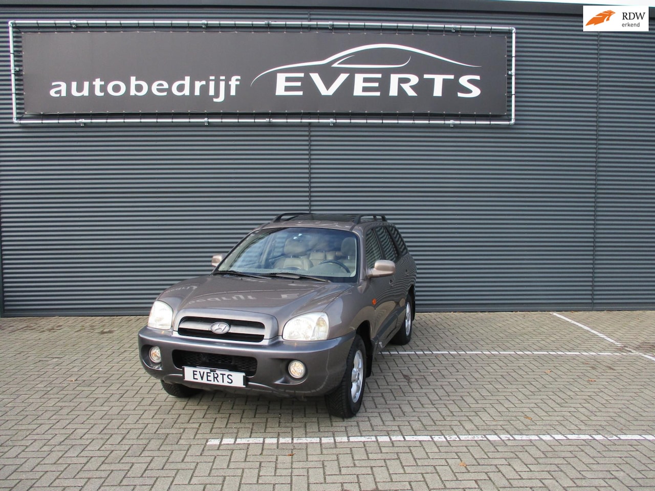 Hyundai Santa Fe - 2.7i V6 4WD Style grootnavigatie zeer complete en zeer nette auto nu scherpe meeneem prijs - AutoWereld.nl