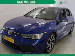 Volkswagen Golf - 1.5 TSI 131pk R-Line | 18" Bergamo velgen | Navi via Apple CarPlay | LED | PDC | DAB | ACC