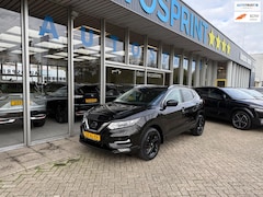 Nissan Qashqai - 1.3 DIG-T N-Connecta 140PK / PANORAMADAK / NAVIGATIE / TREKHAAK