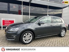 Volkswagen Golf - 1.4 TSI Highline AUTOMAAT / stoelverwarming