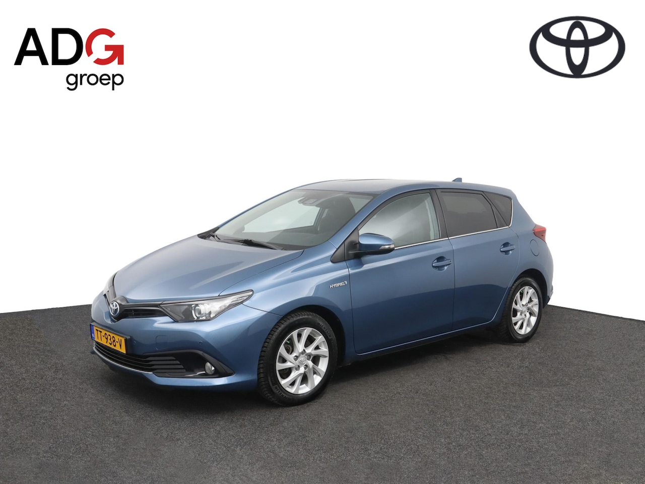 Toyota Auris - 1.8 Hybrid Dynamic | Cruise control | Parkeercamera | Keyless | - AutoWereld.nl