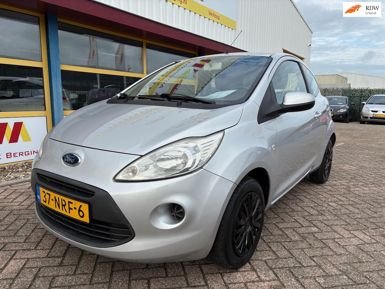 Ford Ka - 1.2 Cool&Sound AIRCO APK T/M 6-10-2026 - AutoWereld.nl