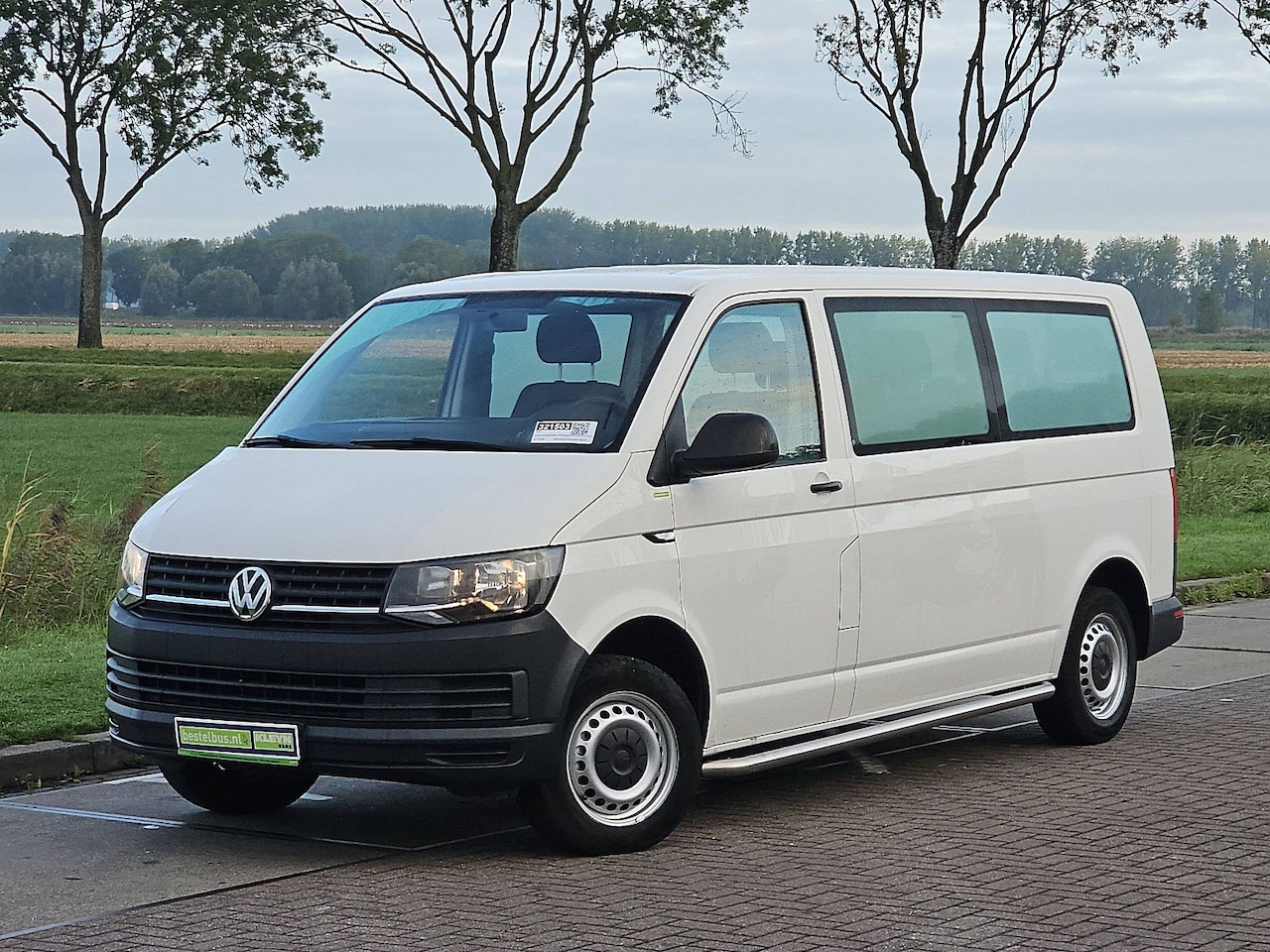 Volkswagen Transporter Kombi - 2.0 TDI L2H1 Combi Personenbus BPM Vrij 9 persoons Airco Euro6 - AutoWereld.nl