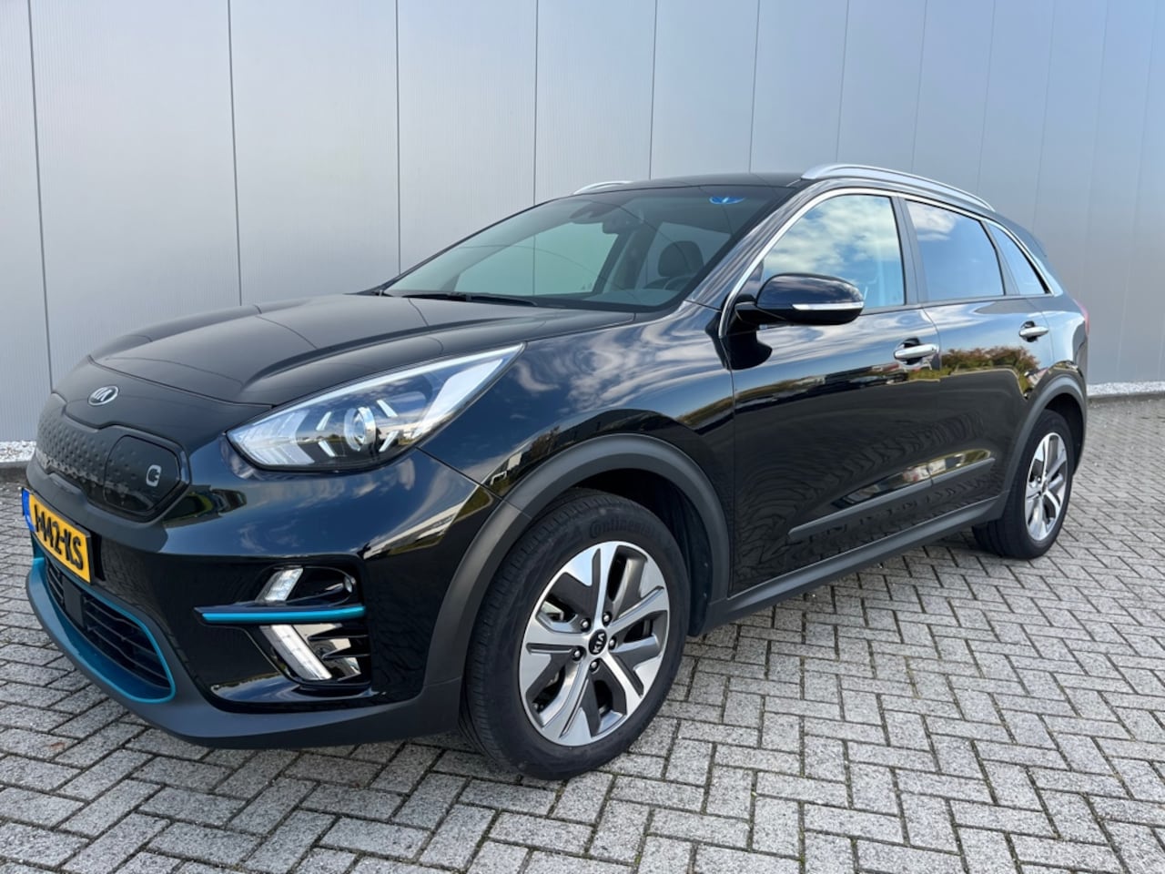 Kia e-Niro - DynamicLine 64 kWh Fase3/ Warmtepomp - AutoWereld.nl