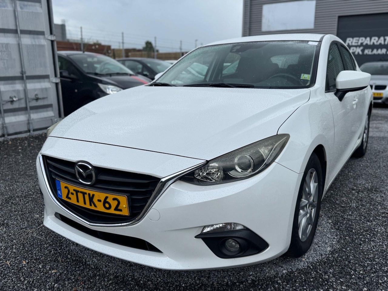 Mazda 3 - 2.0 Skylease Navi apple carplay Clima div Opt - AutoWereld.nl