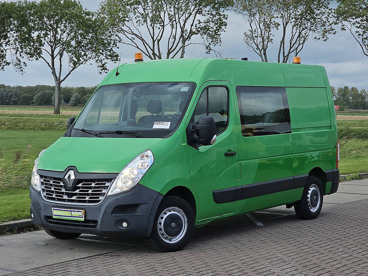 Renault Master - T35 2.3 dCi L2H2 Dubbel Cabine Airco Trekhaak 1e Eigenaar Camera Euro6 Oh-Historie 1e Eige - AutoWereld.nl