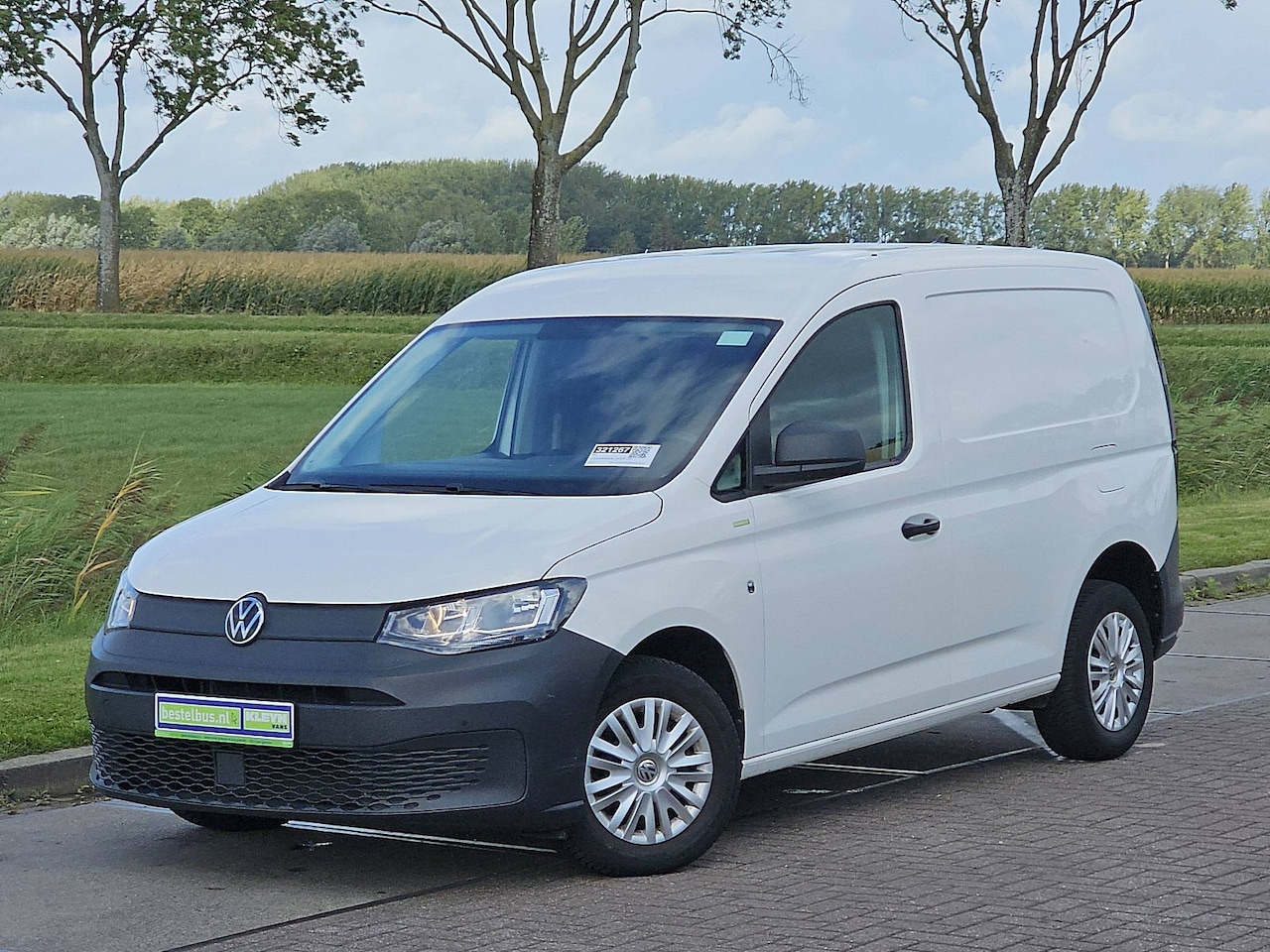 Volkswagen Caddy - 2.0 TDI 102Pk Euro6 Airco 1e Eigenaar Camera Oh-Historie PDC! - AutoWereld.nl