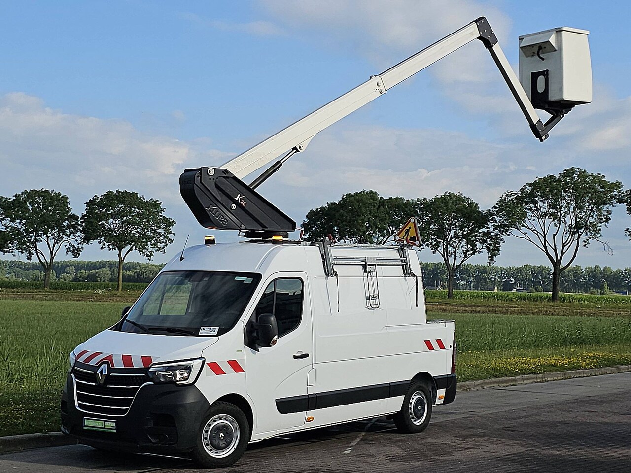Renault Master - 2.3 L2H2 Hoogwerker 10.5M- 12Meter-Werkhoogte Nacelle Airco Nieuw-Model Euro6! - AutoWereld.nl