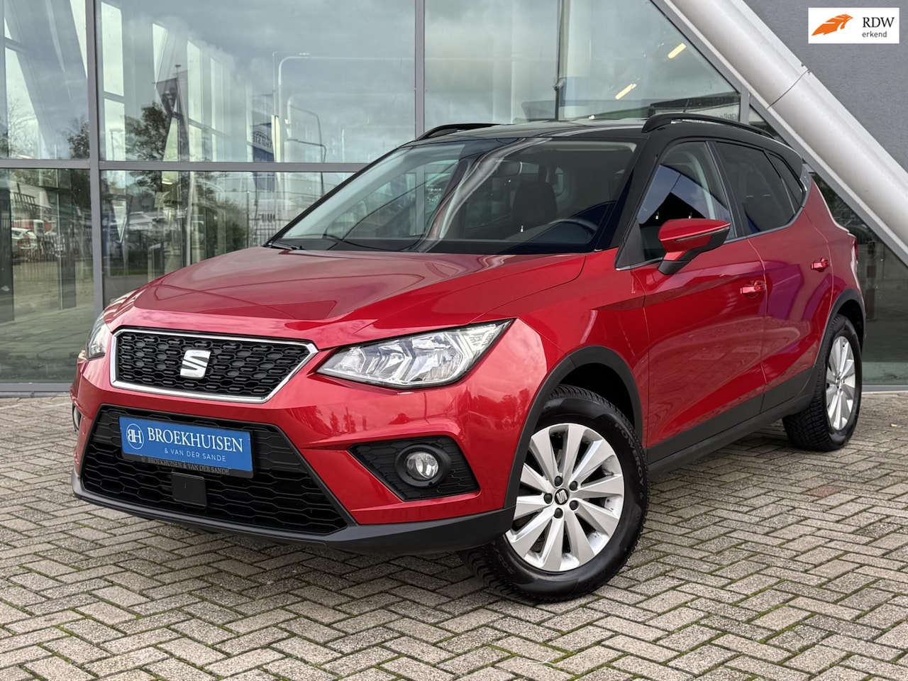 SEAT Arona - 1.0 TSI Style Launch Edition Trekhaak / Camera / Cruise Control - AutoWereld.nl