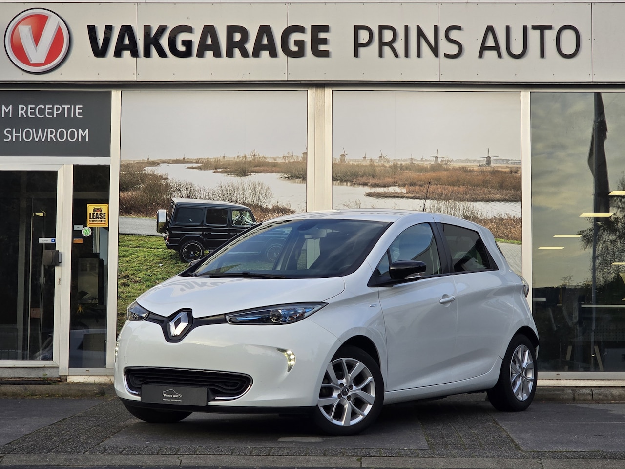 Renault Zoe - R110 Limited 41 kWh |CLIMA|CRUISE|AUTOMAAT|NAVI| - AutoWereld.nl