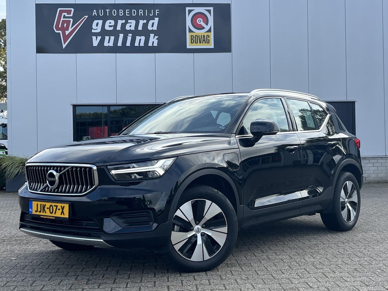 Volvo XC40 - 1.5 T4 Recharge Inscription Expression CARPLAY LED - AutoWereld.nl