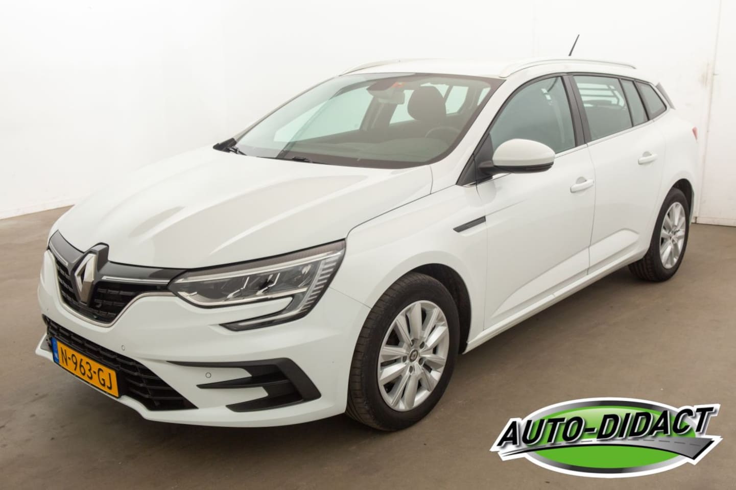 Renault Mégane Estate - 1.0 Clima Navi TCe Zen - AutoWereld.nl
