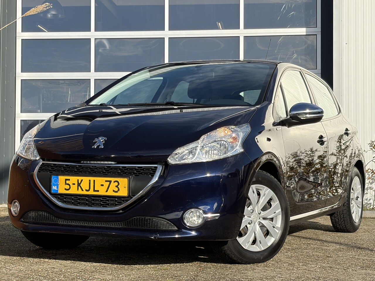 Peugeot 208 - 1.2 VTi Urban Soul 82pk | Distributieriem vervangen bij 120.522 km! | Airco | Bluetooth | - AutoWereld.nl