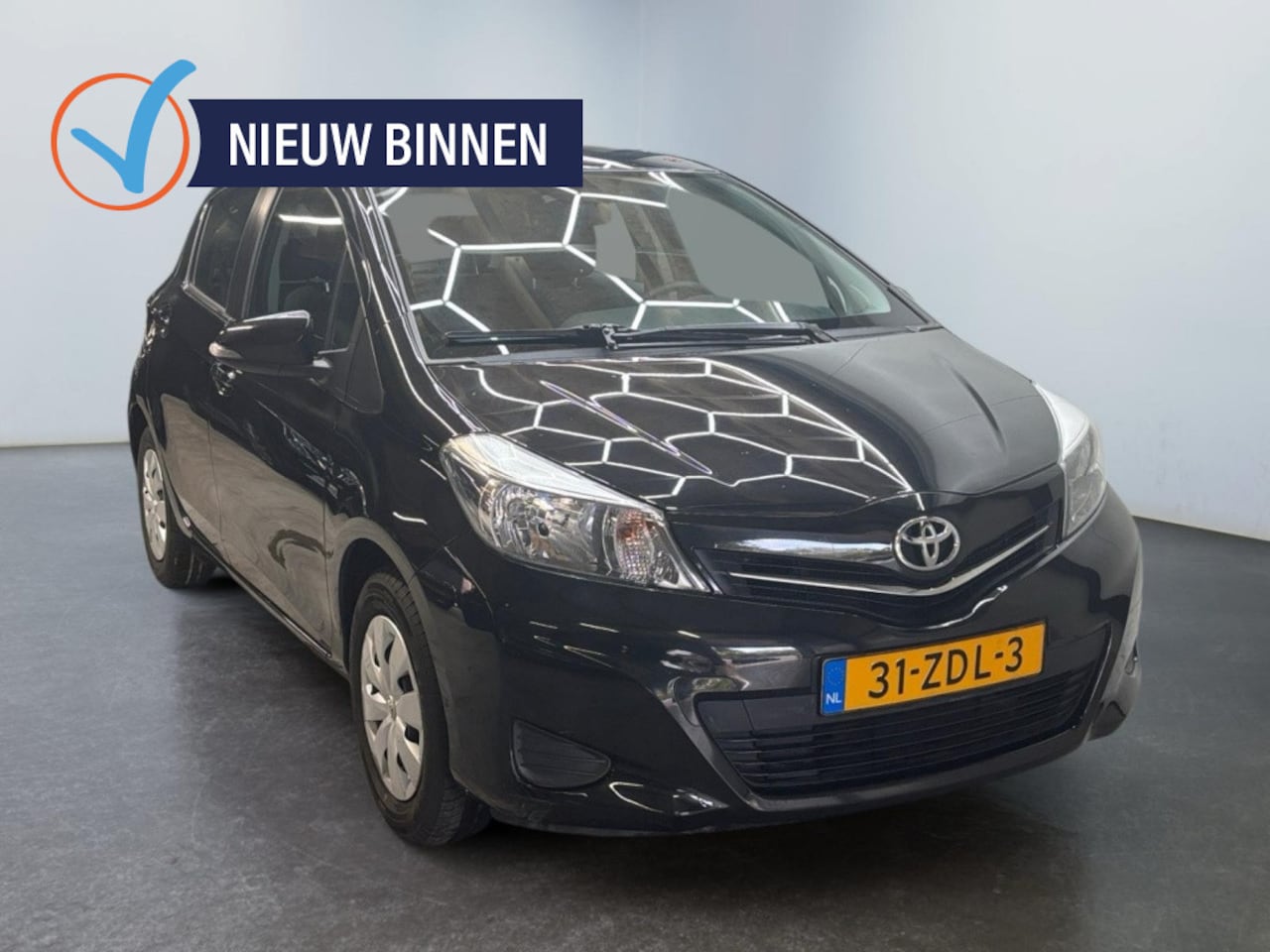Toyota Yaris - 1.0 VVT-i Aspiration 1.0 VVT-i Aspiration - AutoWereld.nl