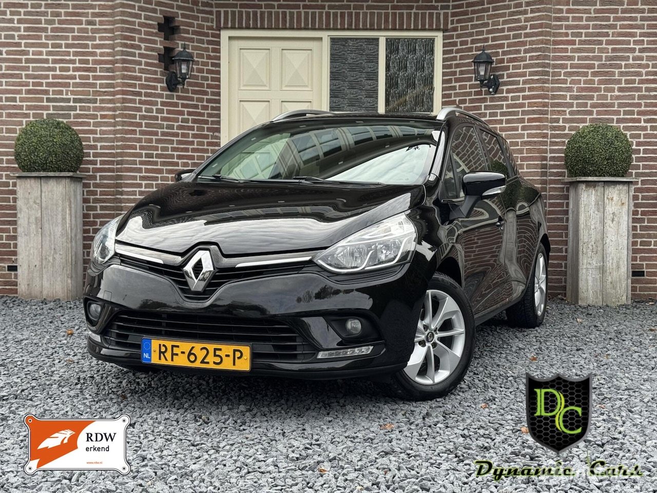Renault Clio Estate - 1.5 dCi Ecoleader Limited *Trekh *Navi - AutoWereld.nl